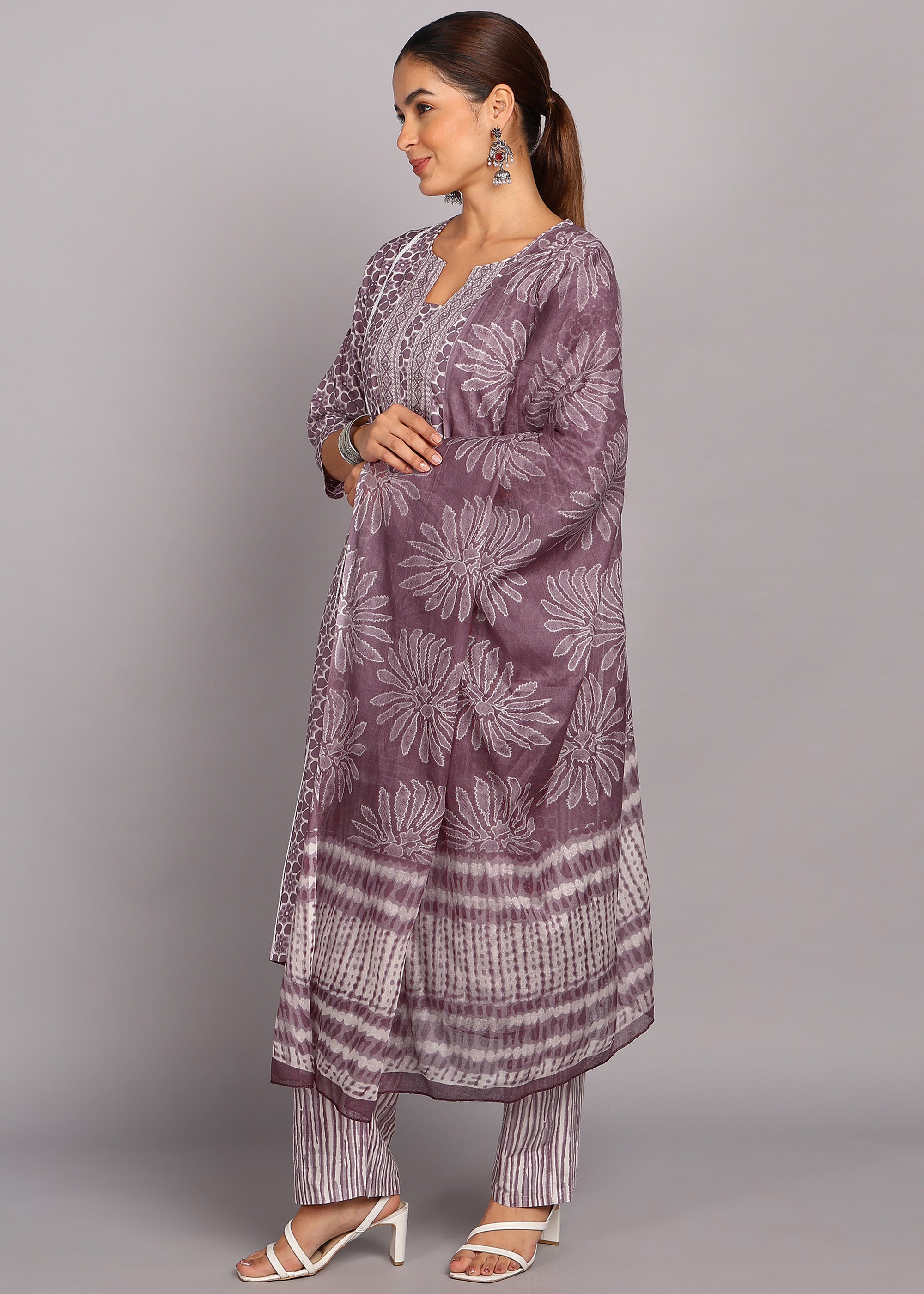 Lavender Floral Printed Kurta Set