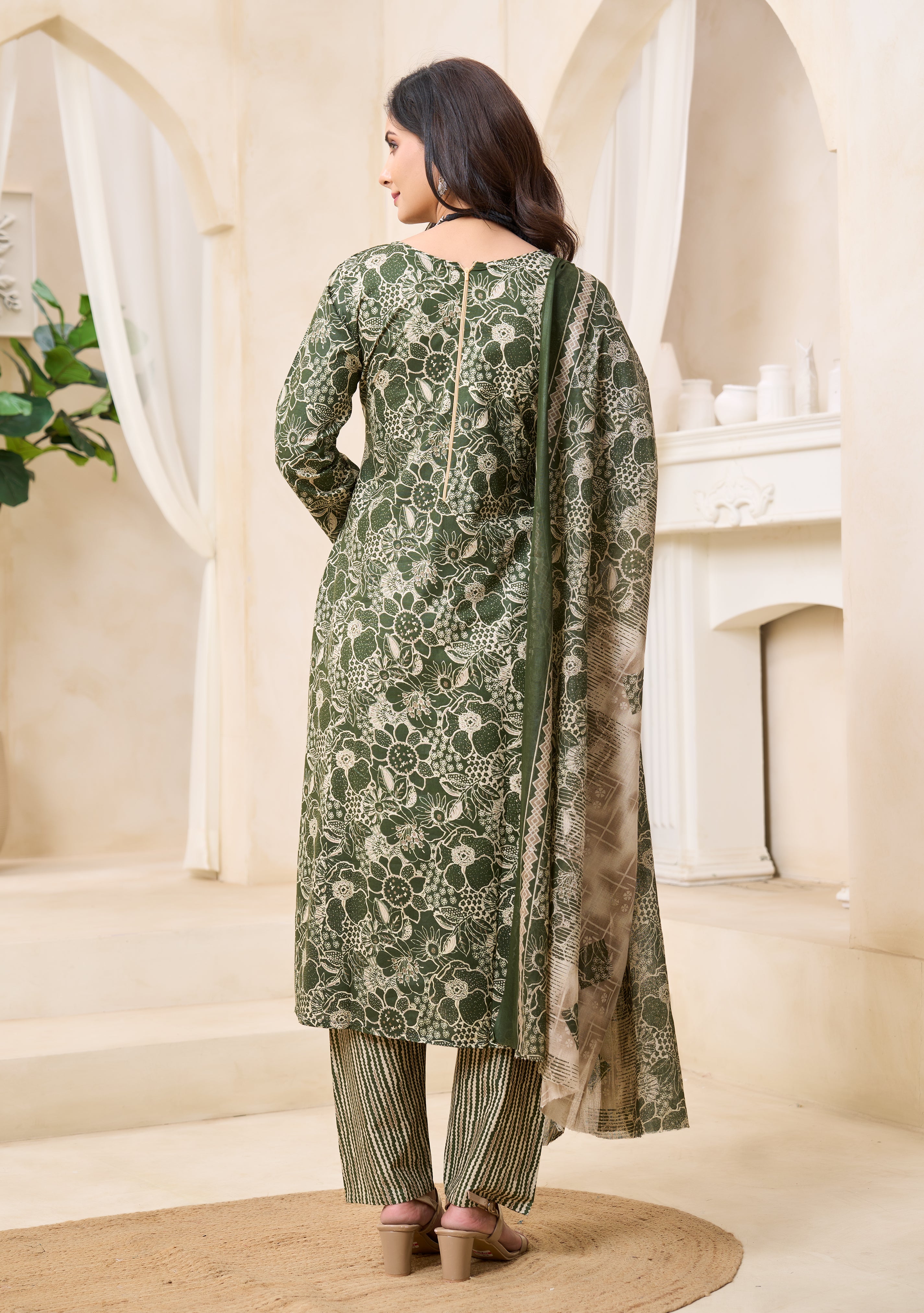 Green Floral Printed Kurta Set with Dupatta