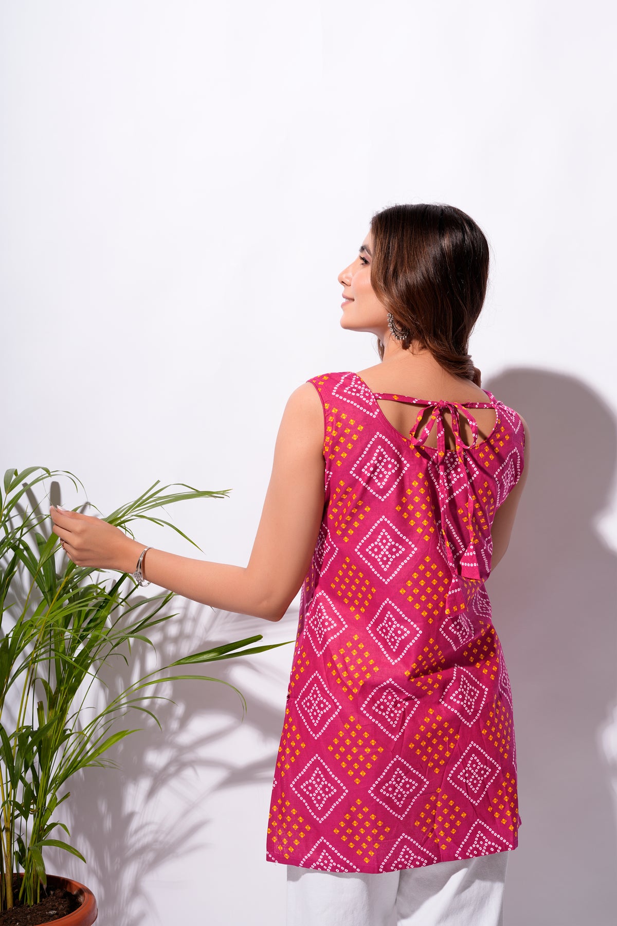 Pink Bandhani Short Kurti