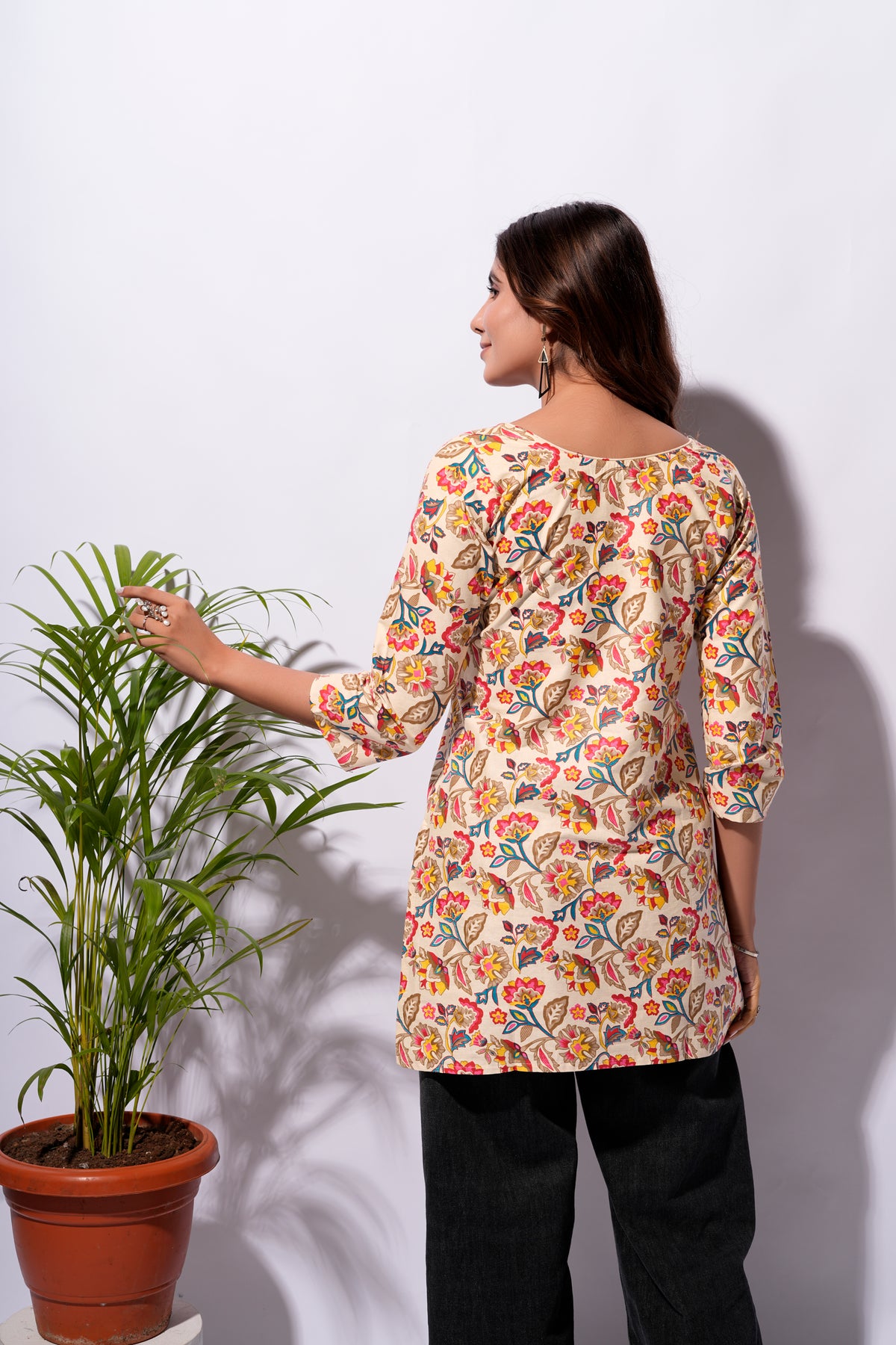Beige Floral Printed Short Kurti