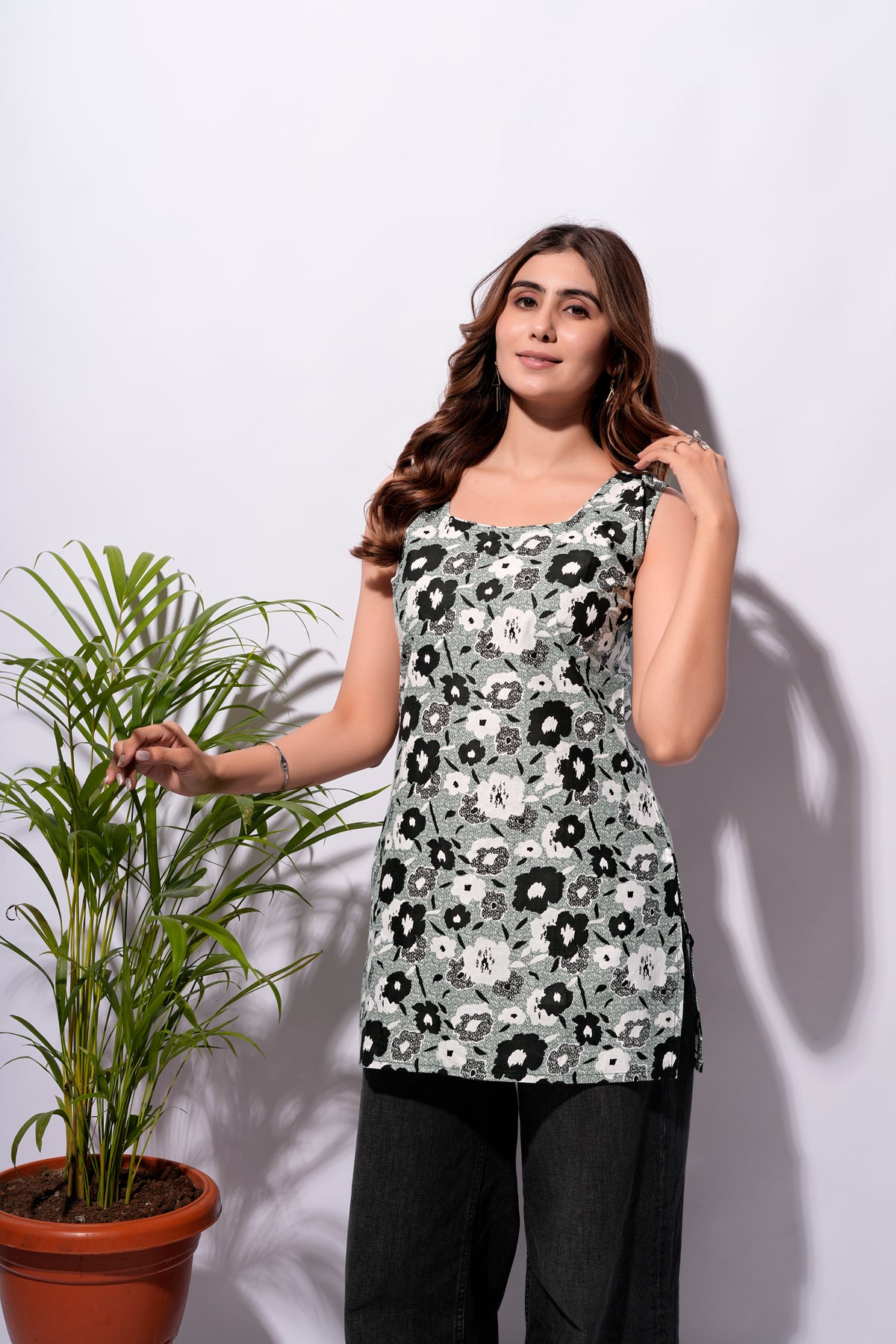 Grey Floral Sleeveless Short Kurti