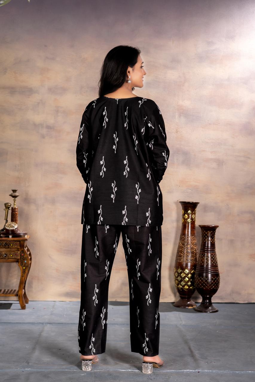 Black Minimal Printed Coord Set