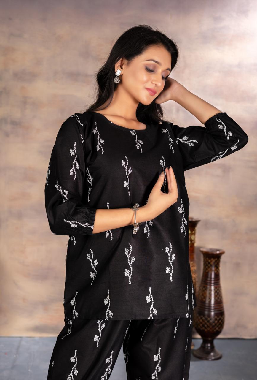 Black Minimal Printed Coord Set