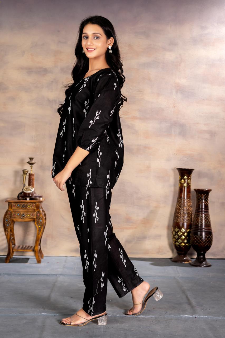 Black Minimal Printed Coord Set